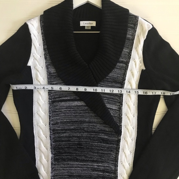 Calvin Klein Women’s Knit Sweater Dress Medium - Picture 3 of 10